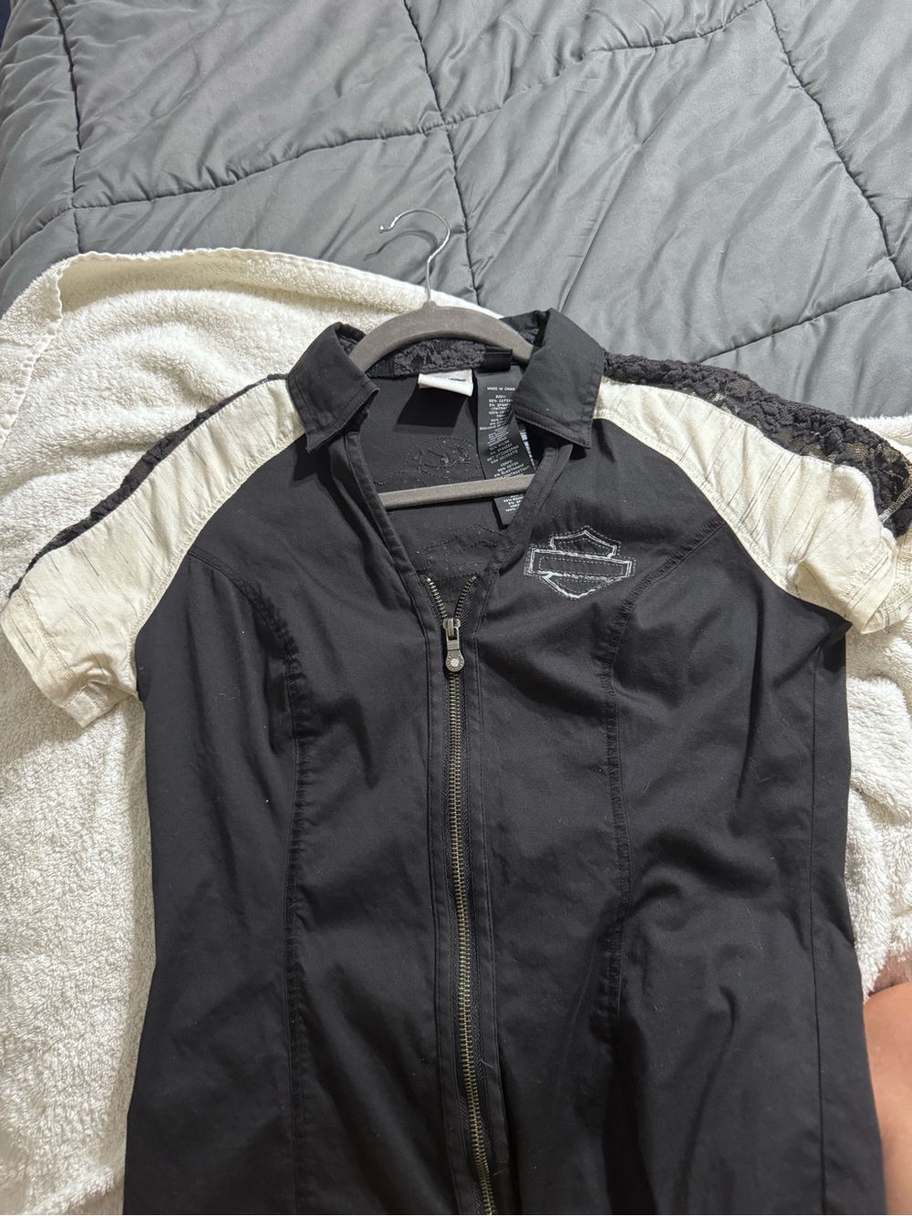 Harley-Davidson Women's Small Zip
Front Lace Shoulder Angel Wings Shirt